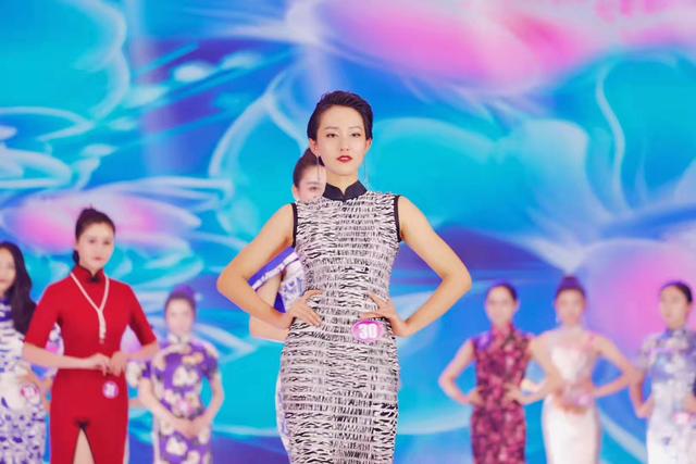 2023年香港小姐冠军揭晓，新时代的美丽与智慧并重2022香港小姐冠军出炉视频