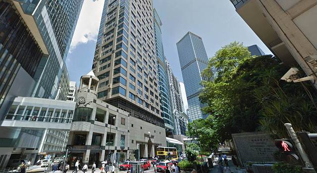 探索香港3861现象，城市更新与社区融合的挑战